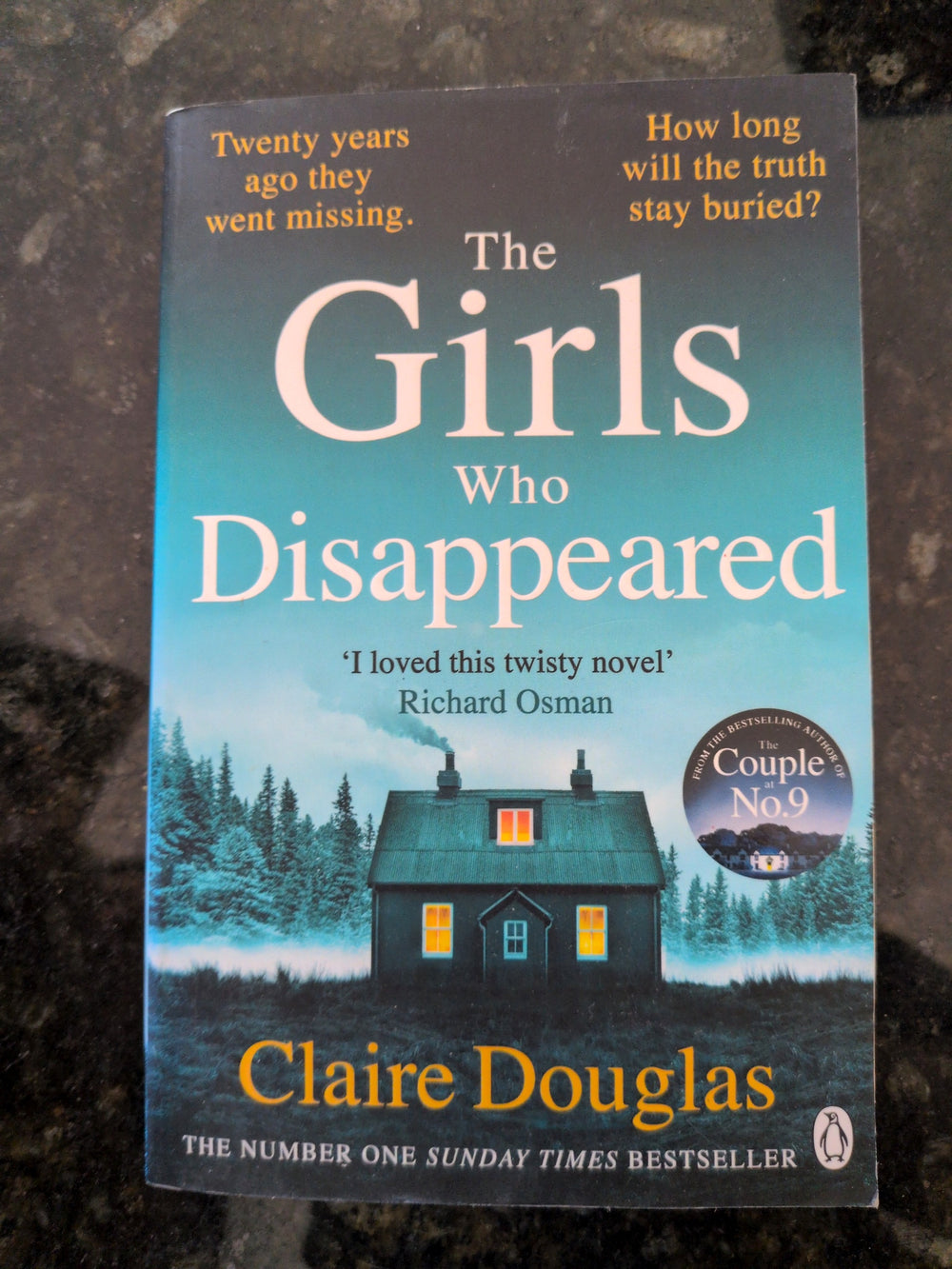 Actual photographed front cover of The Girls Who Disappeared by Claire Douglas