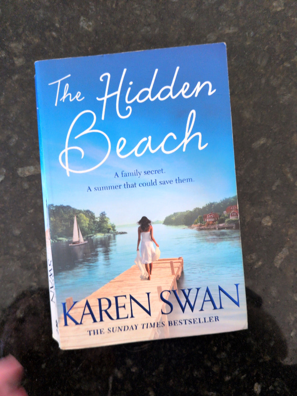 Actual photographed item: The Hidden Beach — Karen Swan