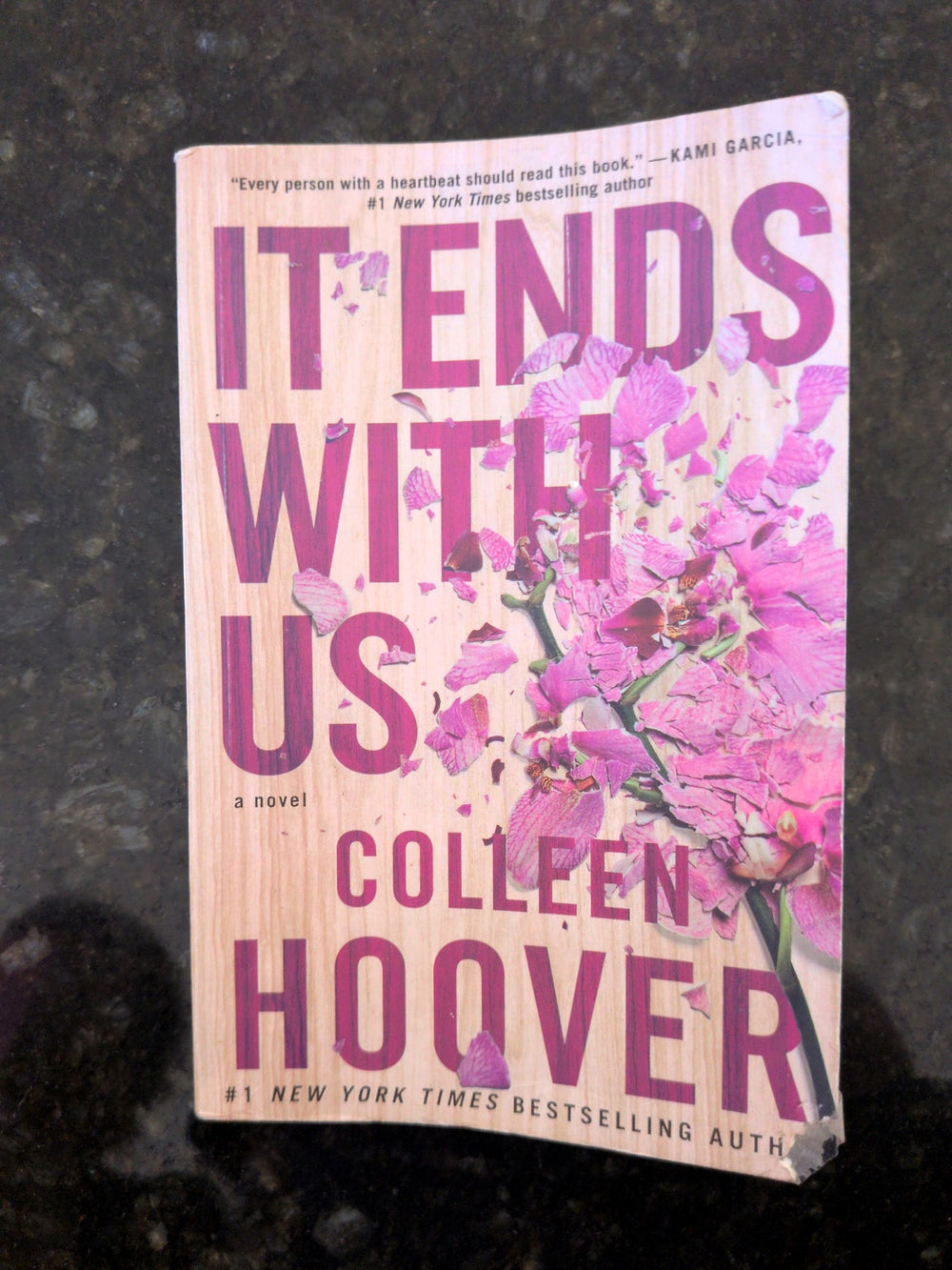 Actual photographed item: It Ends with Us — Colleen Hoover