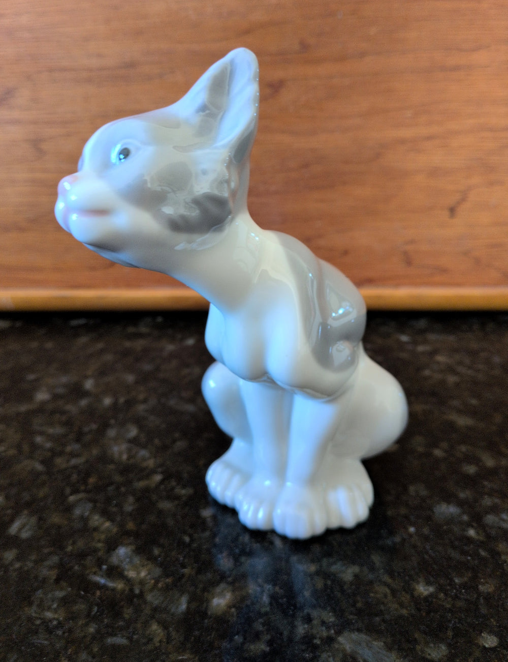 Actual photographed item: NAO Seated Cat Figurine
