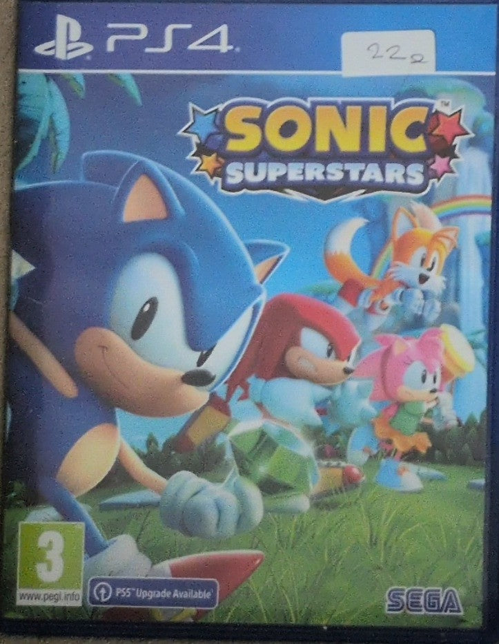 Photographed front cover and case of Sonic Superstars for PS4
